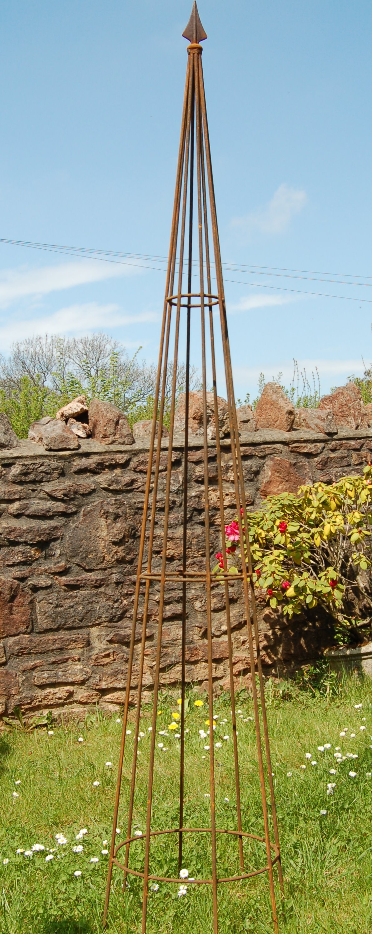 Classical Pointed Garden Obelisk,Handmade Wrought Iron